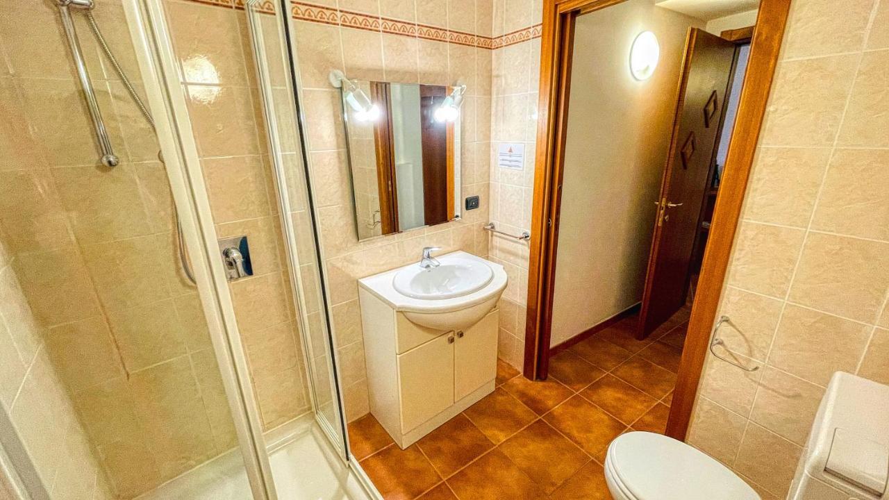 Appartamento Smith Roero - Affitti Brevi Italia Bardonecchia Exterior photo
