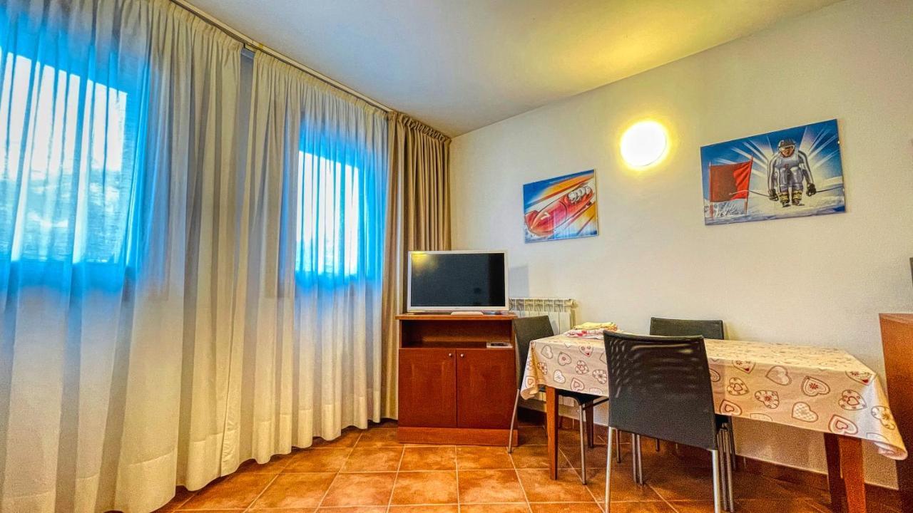 Appartamento Smith Roero - Affitti Brevi Italia Bardonecchia Exterior photo